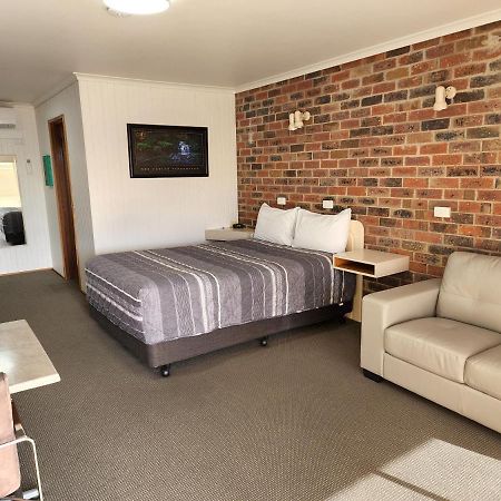 Country Roads Motor Inn Наракорт Екстериор снимка