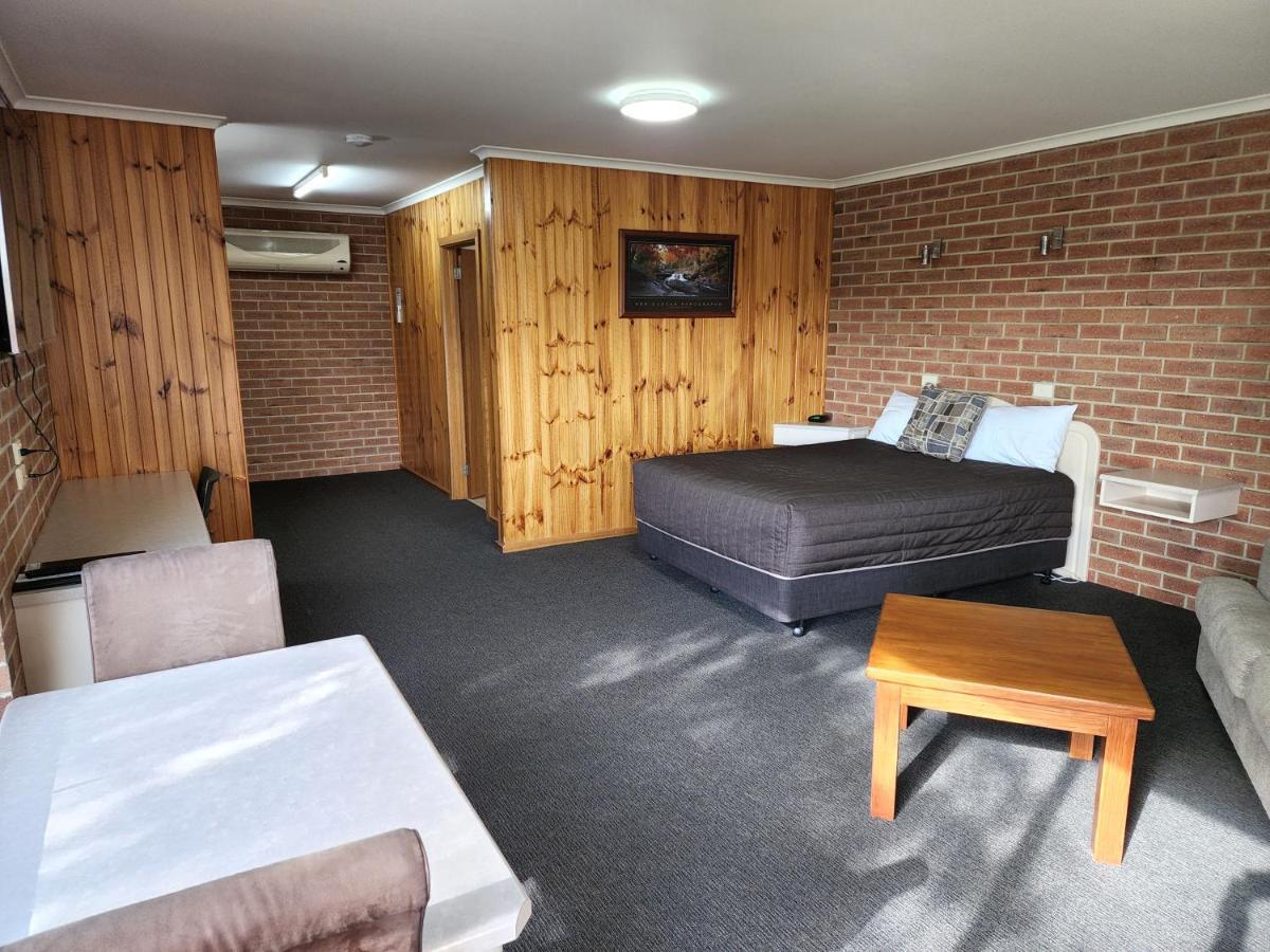Country Roads Motor Inn Наракорт Екстериор снимка