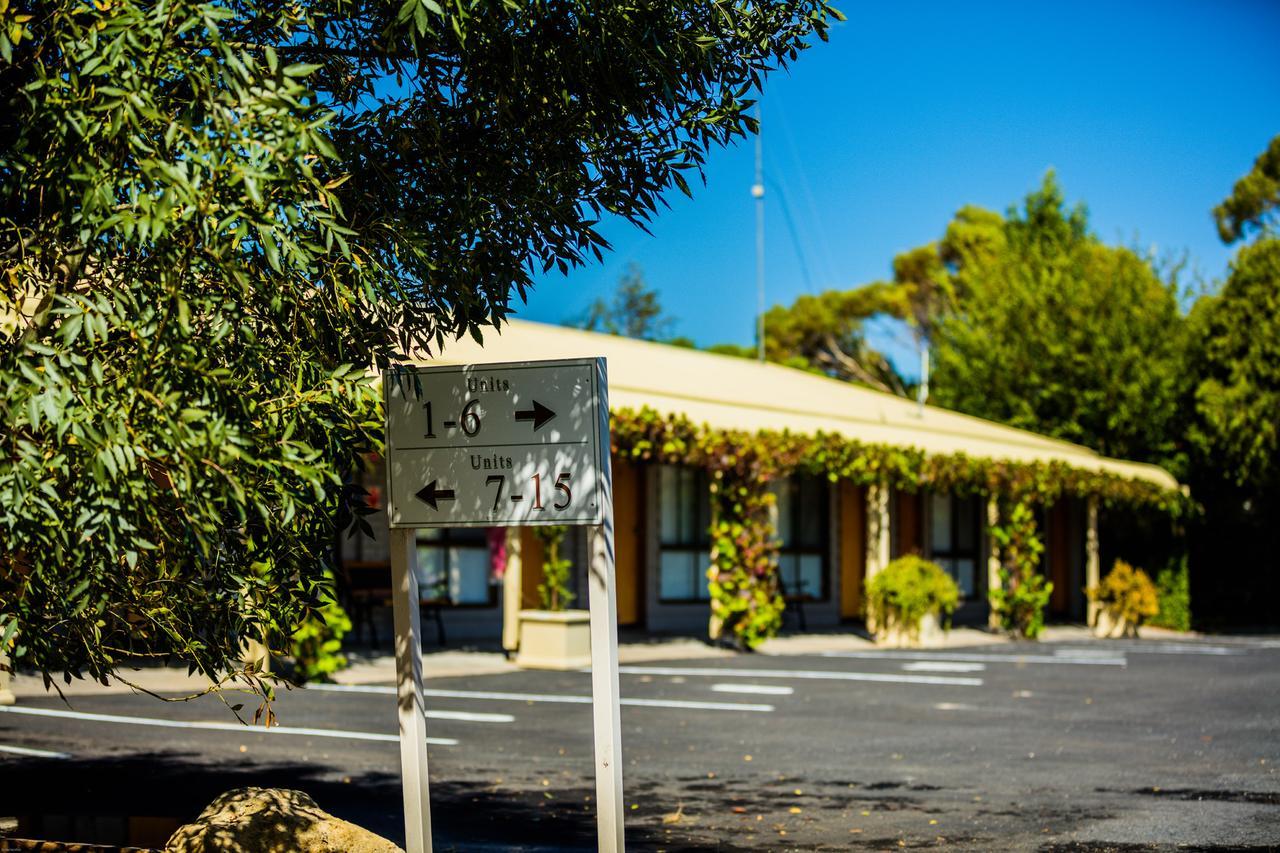 Country Roads Motor Inn Наракорт Екстериор снимка